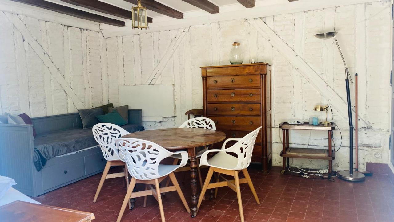 Le Gite De Saint Phal Esterno foto