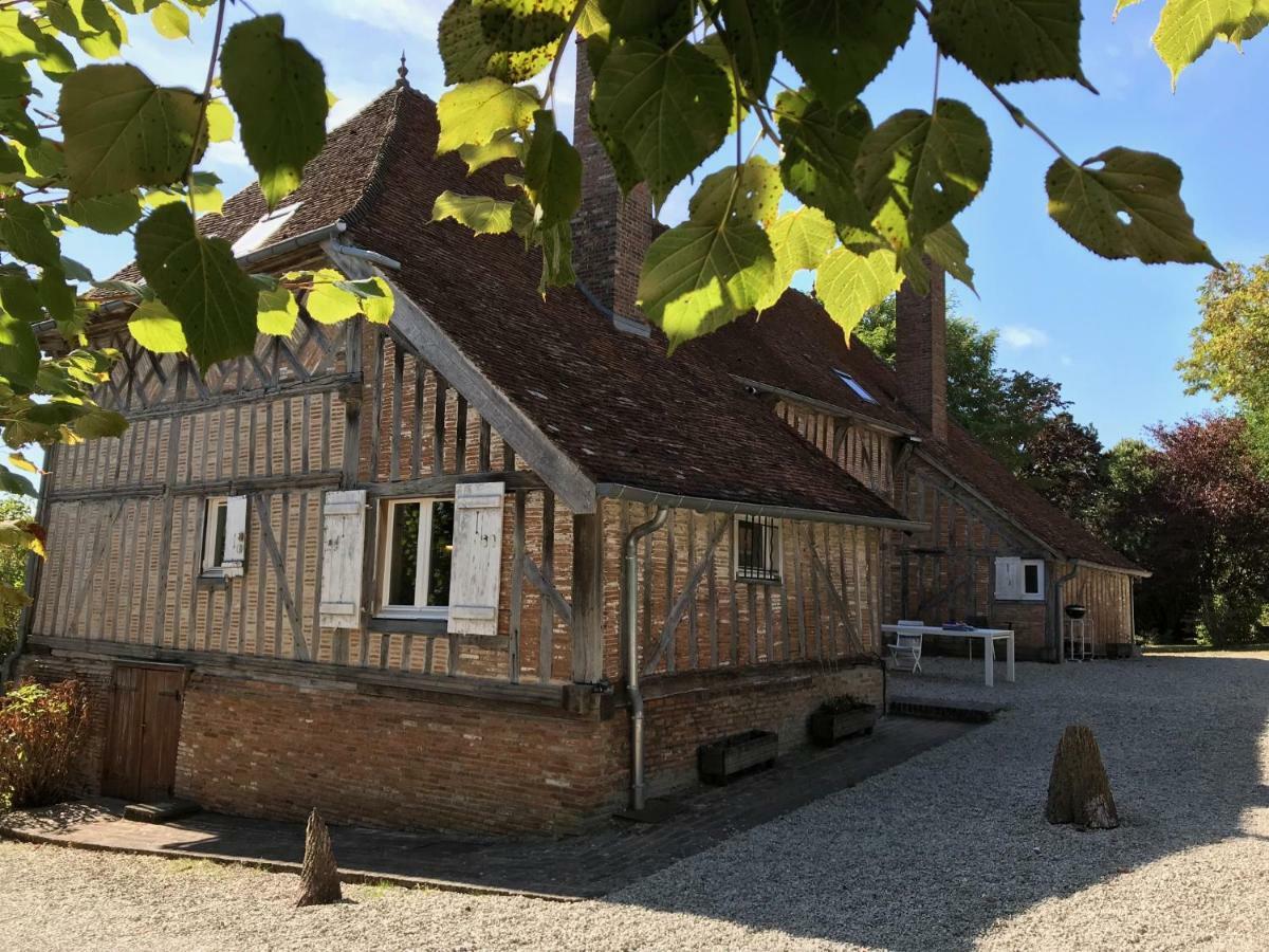 Le Gite De Saint Phal Esterno foto